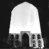 نمايي از ايوان و غرفه هاي مدرسه غياثيه ، خرگرد خواف